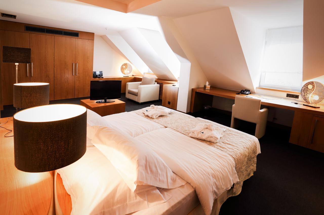 Hotel-Residence Am Klouschter モンドルフ・レ・バン エクステリア 写真